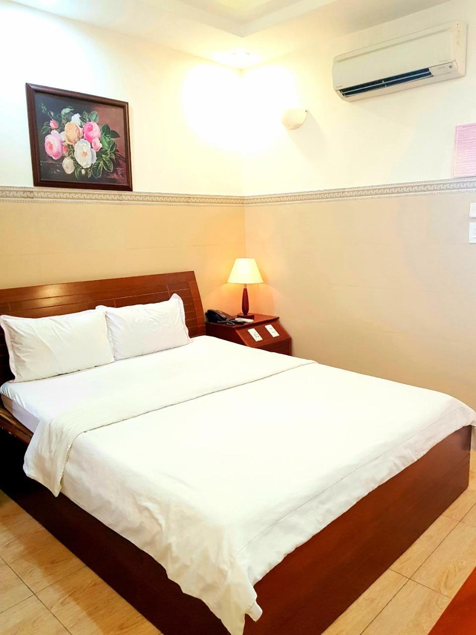 Thanh An Hotel Ho Chi Minh City Exterior photo